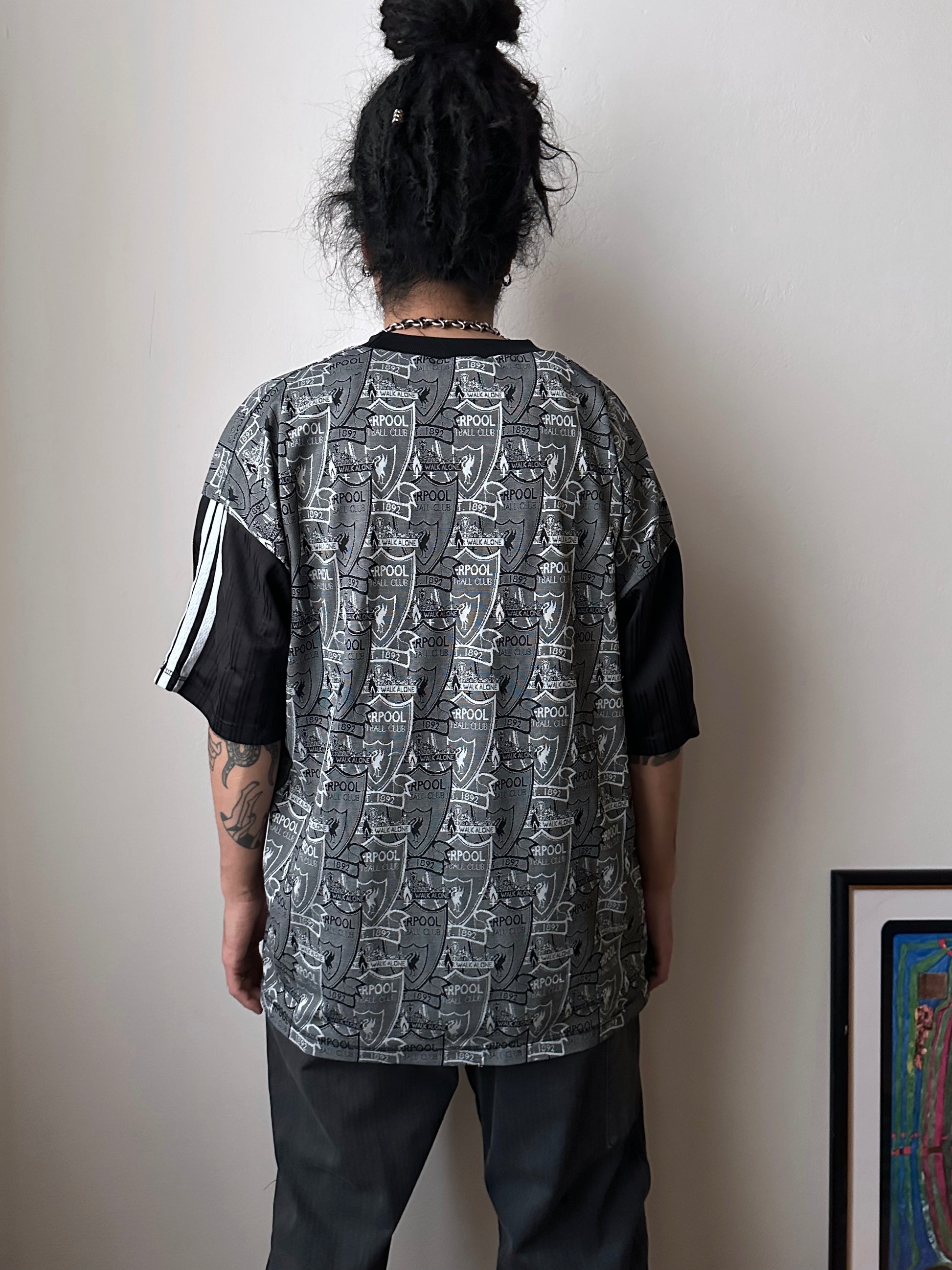 90's Liverpool Adidas アディダス リバプール premier league プレミアリーグ 90年代 Football shirt サッカーシャツ Made in England イギリス製 Vintage ヴィンテージ Toto Praha Antique shop Vintage clothing store Prague 古着屋 アンティークショップ ユーロ古着 ヨーロッパ古着 古着卸