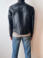 70's Leather Biker Jacket motorcycle 70年代 Vintage ヴィンテージ Made in England UK ロンジャン ルイスレザー Toto 古着屋 プラハ 古着 ラモーンズ ユーロ古着 イギリス古着 ヨーロッパ古着 古着卸 Praha Prague Vintage store ヴィンテージショップ モーターサイクル レザー Black 黒 Punks Punk パンク 