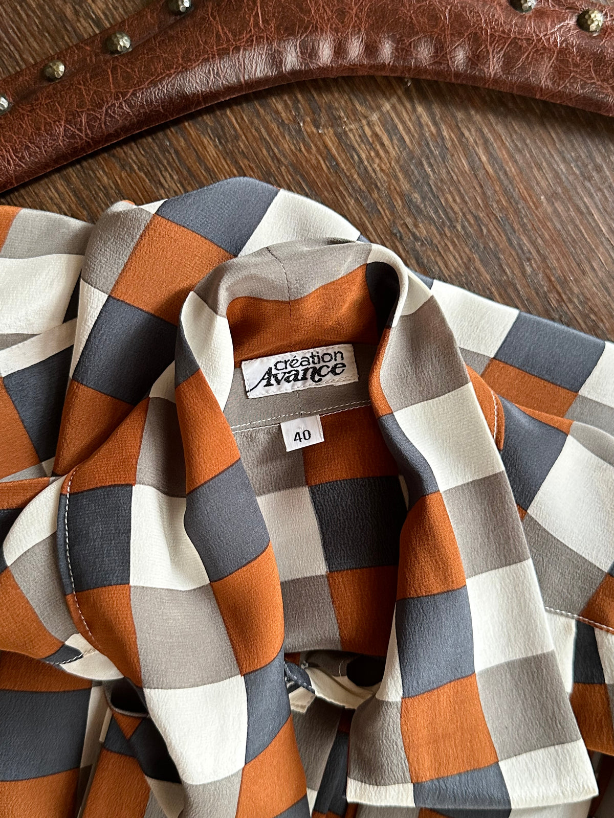 Avance block silk tie blouse