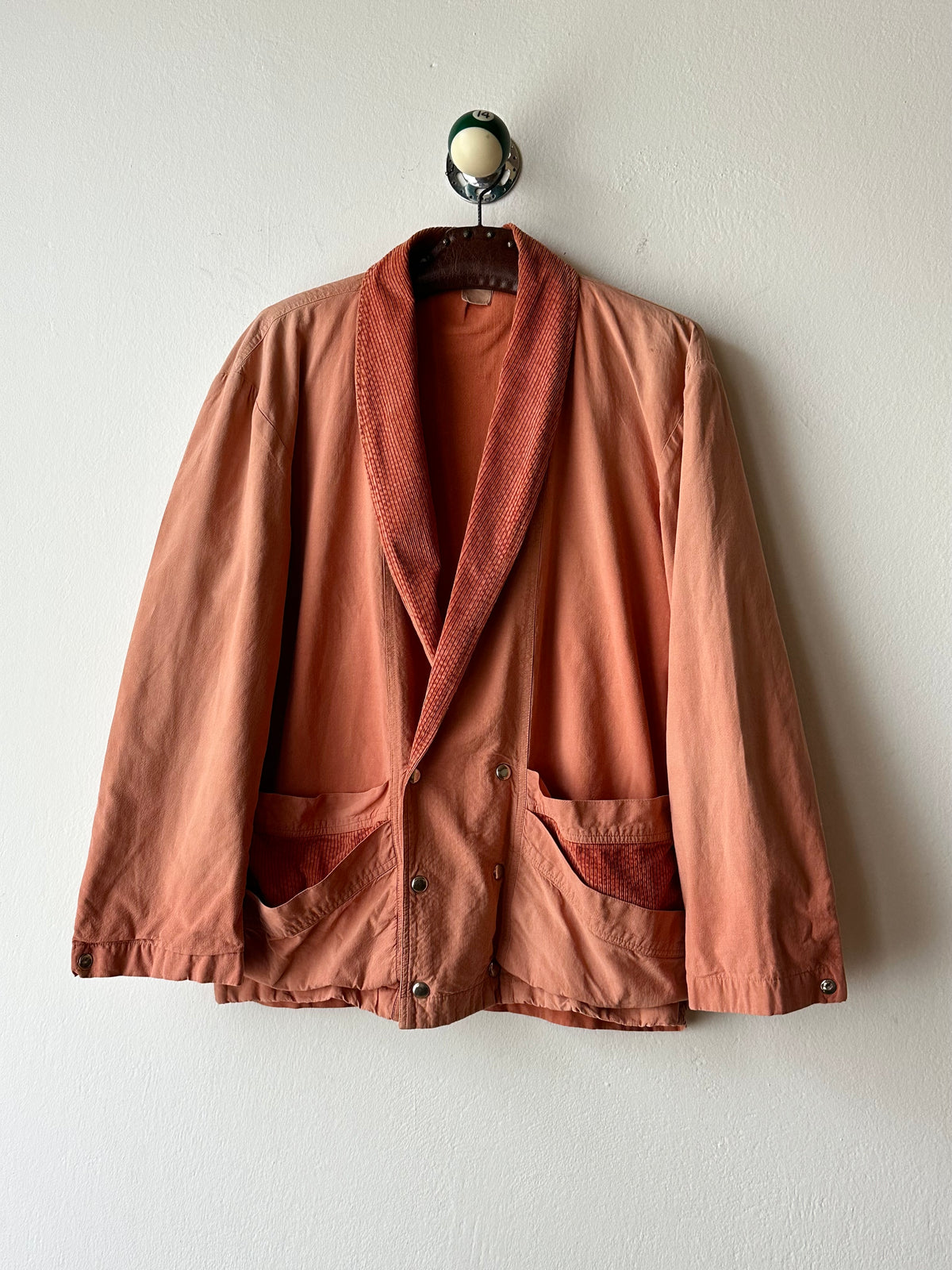 80s Fading red