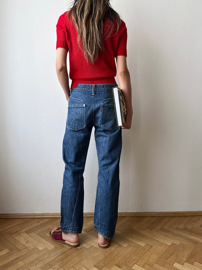 80s library girl