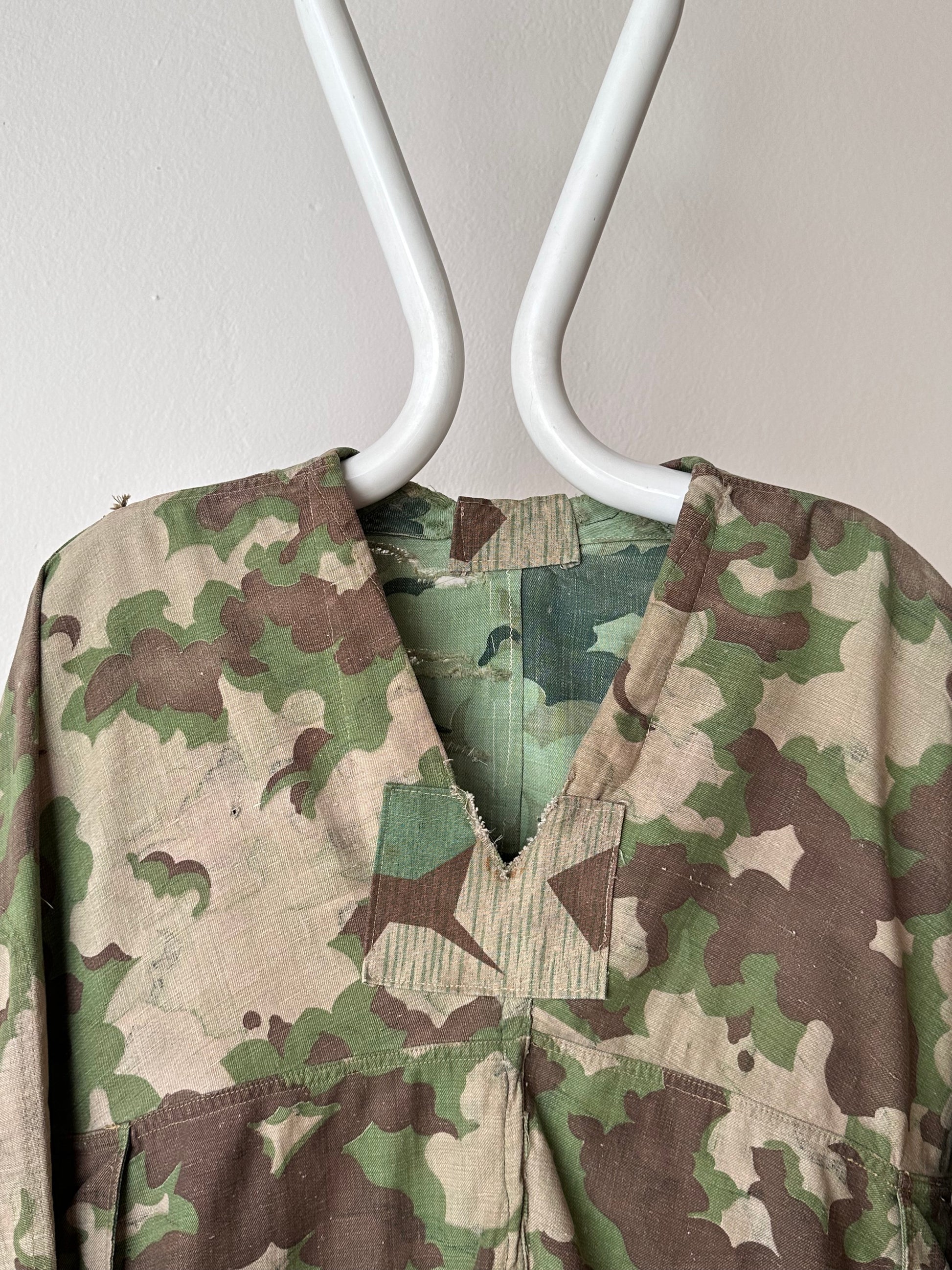 1960's Československá lidová armáda Clouds camouflage reversible jacket 60年代 ヴィンテージ Vintage チェコスロバキア Military ミリタリー ユーロミリタリー Toto 古着屋 プラハ 古着 Praha Prague Vintage store Smock DUBÁKY camouflage ユーロ古着 ヨーロッパ古着 Czech Army チェコスロバキア人民軍 50's 50年代 WW2 戦争 古着卸 