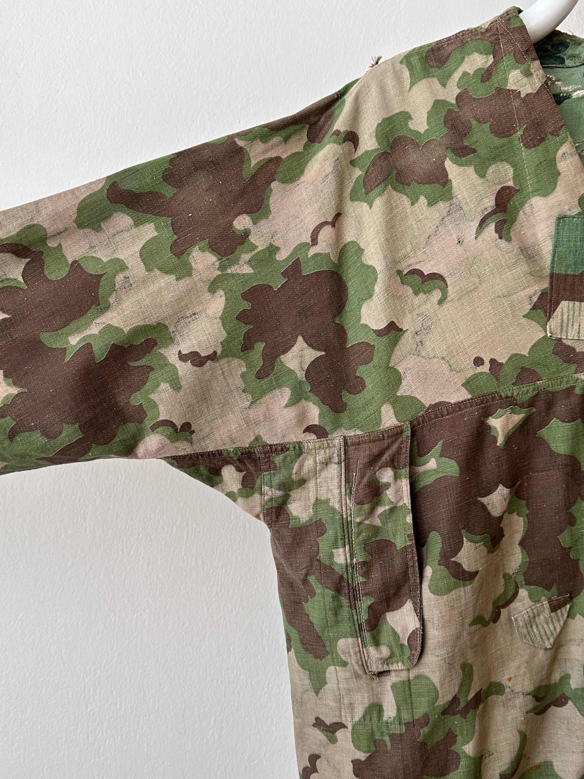 1960's Československá lidová armáda Clouds camouflage reversible jacket 60年代 ヴィンテージ Vintage チェコスロバキア Military ミリタリー ユーロミリタリー Toto 古着屋 プラハ 古着 Praha Prague Vintage store Smock DUBÁKY camouflage ユーロ古着 ヨーロッパ古着 Czech Army チェコスロバキア人民軍 50's 50年代 WW2 戦争 古着卸 