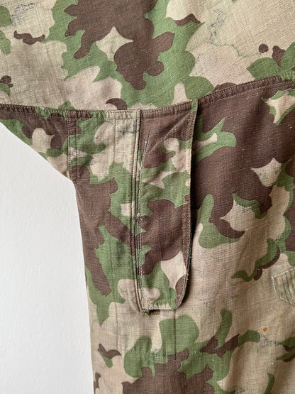 1960's Československá lidová armáda Clouds camouflage reversible jacket 60年代 ヴィンテージ Vintage チェコスロバキア Military ミリタリー ユーロミリタリー Toto 古着屋 プラハ 古着 Praha Prague Vintage store Smock DUBÁKY camouflage ユーロ古着 ヨーロッパ古着 Czech Army チェコスロバキア人民軍 50's 50年代 WW2 戦争 古着卸 