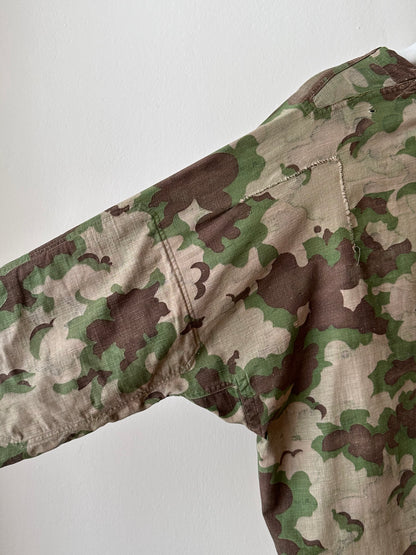 1960's Československá lidová armáda Clouds camouflage reversible jacket 60年代 ヴィンテージ Vintage チェコスロバキア Military ミリタリー ユーロミリタリー Toto 古着屋 プラハ 古着 Praha Prague Vintage store Smock DUBÁKY camouflage ユーロ古着 ヨーロッパ古着 Czech Army チェコスロバキア人民軍 50's 50年代 WW2 戦争 古着卸 