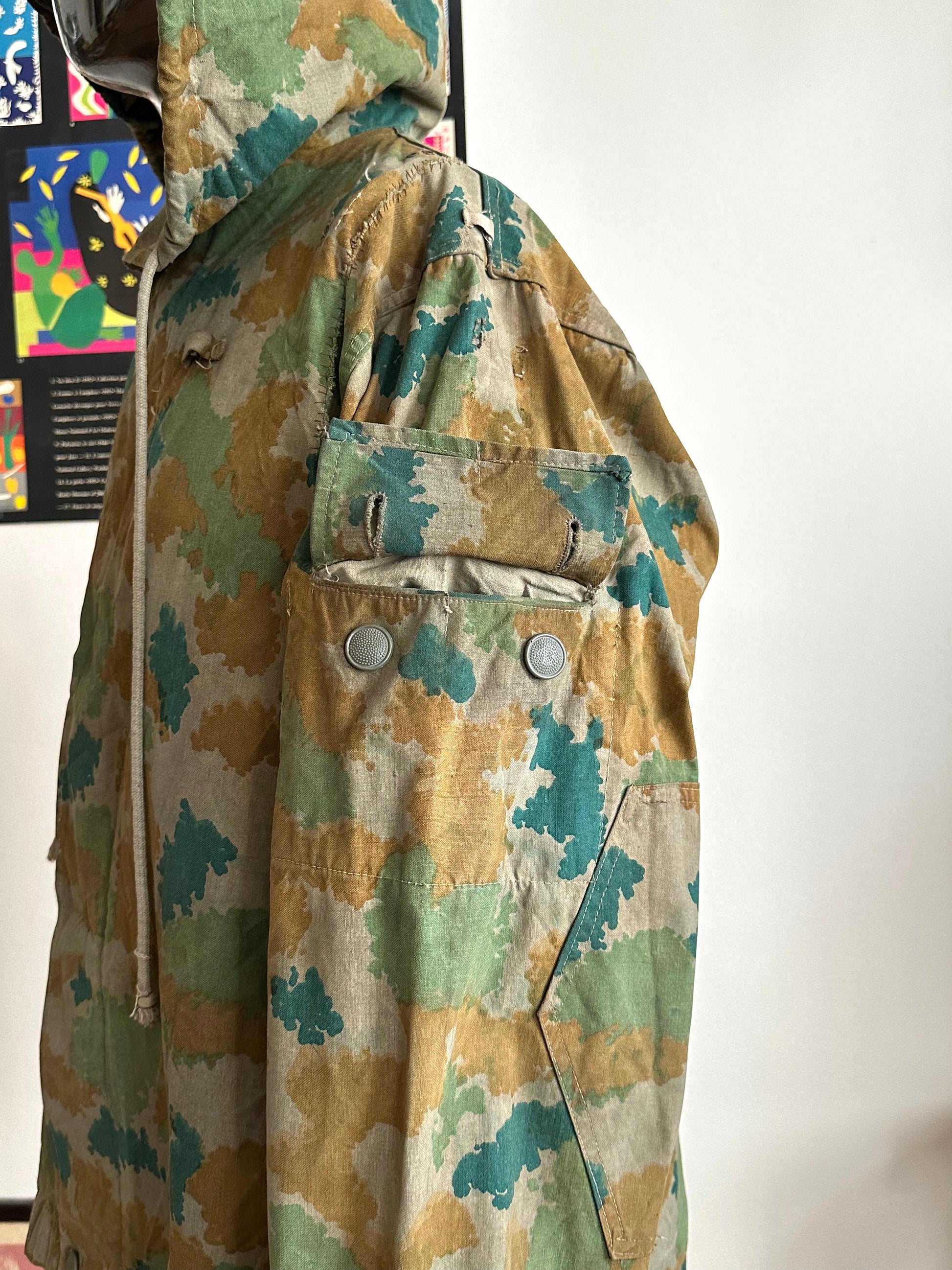 1960s East German NVA Blumentarn Camo Sniper Jacket 60年代 東ドイツ軍 人民軍 Cold war 冷戦 Toto Praha Vintage clothing shop Antique shop 古着屋 プラハ Showroom appointment Prague ユーロ古着 ヨーロッパ古着 古着卸 ヴィンテージ military ミリタリー ユーロミリタリー  レア Rare 花柄
