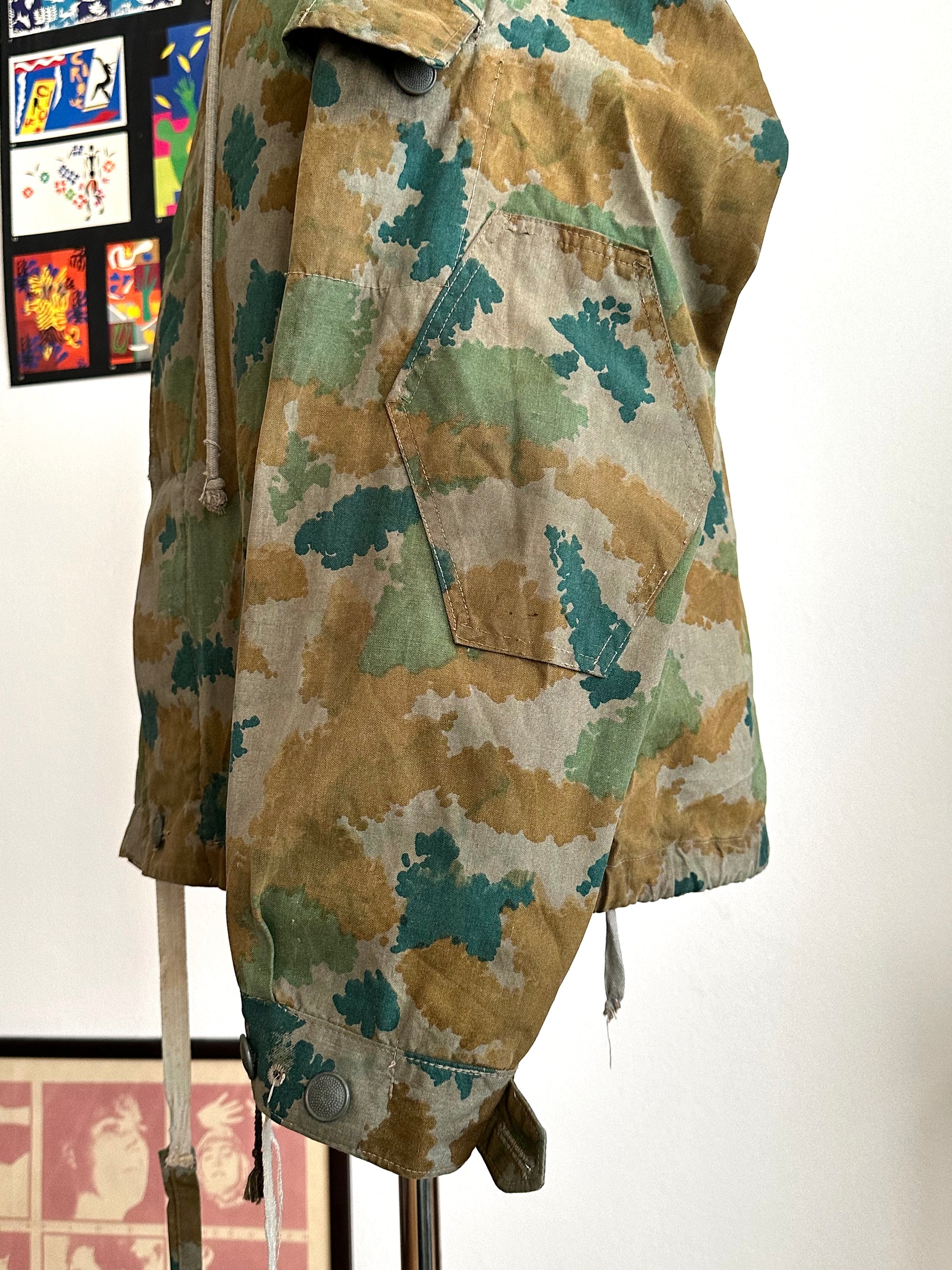 1960s East German NVA Blumentarn Camo Sniper Jacket 60年代 東ドイツ軍 人民軍 Cold war 冷戦 Toto Praha Vintage clothing shop Antique shop 古着屋 プラハ Showroom appointment Prague ユーロ古着 ヨーロッパ古着 古着卸 ヴィンテージ military ミリタリー ユーロミリタリー  レア Rare 花柄