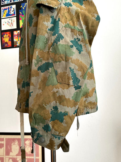 1960s East German NVA Blumentarn Camo Sniper Jacket 60年代 東ドイツ軍 人民軍 Cold war 冷戦 Toto Praha Vintage clothing shop Antique shop 古着屋 プラハ Showroom appointment Prague ユーロ古着 ヨーロッパ古着 古着卸 ヴィンテージ military ミリタリー ユーロミリタリー  レア Rare 花柄