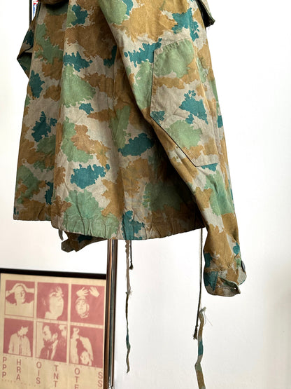 1960s East German NVA Blumentarn Camo Sniper Jacket 60年代 東ドイツ軍 人民軍 Cold war 冷戦 Toto Praha Vintage clothing shop Antique shop 古着屋 プラハ Showroom appointment Prague ユーロ古着 ヨーロッパ古着 古着卸 ヴィンテージ military ミリタリー ユーロミリタリー  レア Rare 花柄