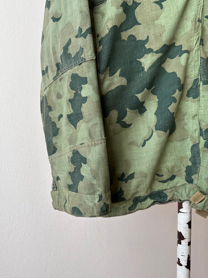 1960's Československá lidová armáda Clouds camouflage reversible jacket 60年代 ヴィンテージ Vintage チェコスロバキア Military ミリタリー ユーロミリタリー Toto 古着屋 プラハ 古着 Praha Prague Vintage store Smock DUBÁKY camouflage ユーロ古着 ヨーロッパ古着 Czech Army チェコスロバキア人民軍 50's 50年代 WW2 戦争 古着卸 