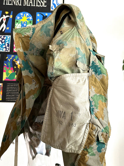 1960s East German NVA Blumentarn Camo Sniper Jacket 60年代 東ドイツ軍 人民軍 Cold war 冷戦 Toto Praha Vintage clothing shop Antique shop 古着屋 プラハ Showroom appointment Prague ユーロ古着 ヨーロッパ古着 古着卸 ヴィンテージ military ミリタリー ユーロミリタリー  レア Rare 花柄