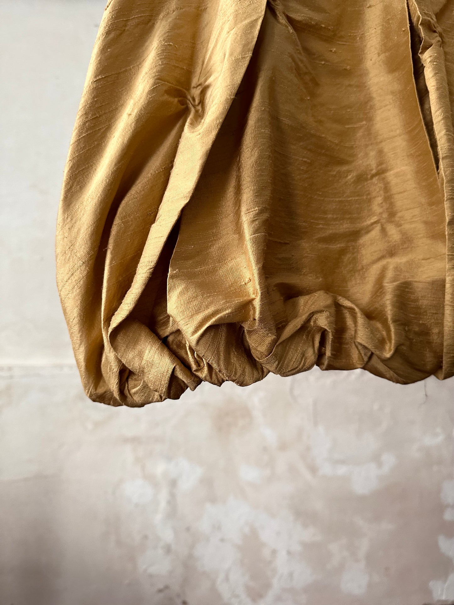 special balloon silk skirt