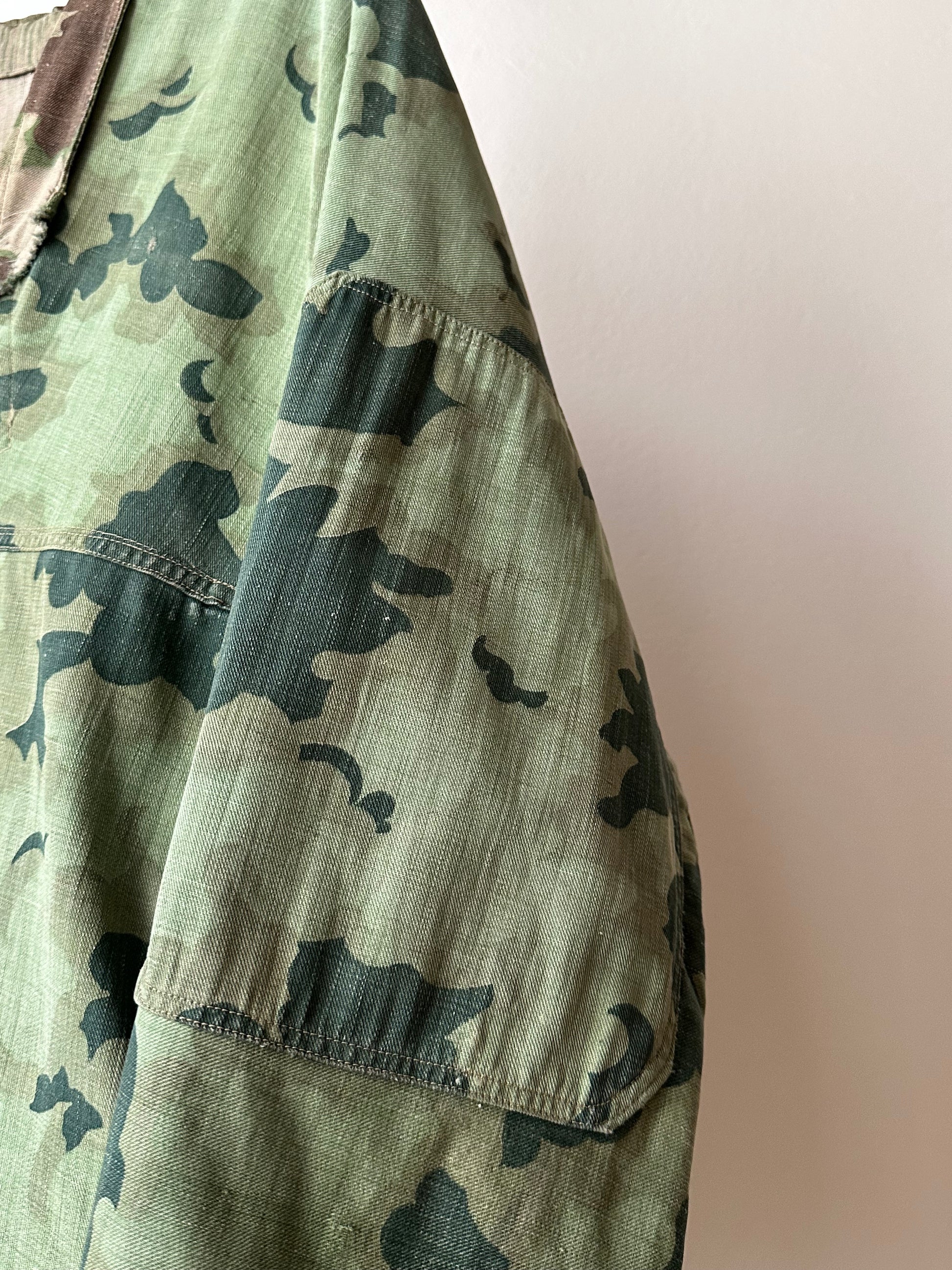 1960's Československá lidová armáda Clouds camouflage reversible jacket 60年代 ヴィンテージ Vintage チェコスロバキア Military ミリタリー ユーロミリタリー Toto 古着屋 プラハ 古着 Praha Prague Vintage store Smock DUBÁKY camouflage ユーロ古着 ヨーロッパ古着 Czech Army チェコスロバキア人民軍 50's 50年代 WW2 戦争 古着卸 