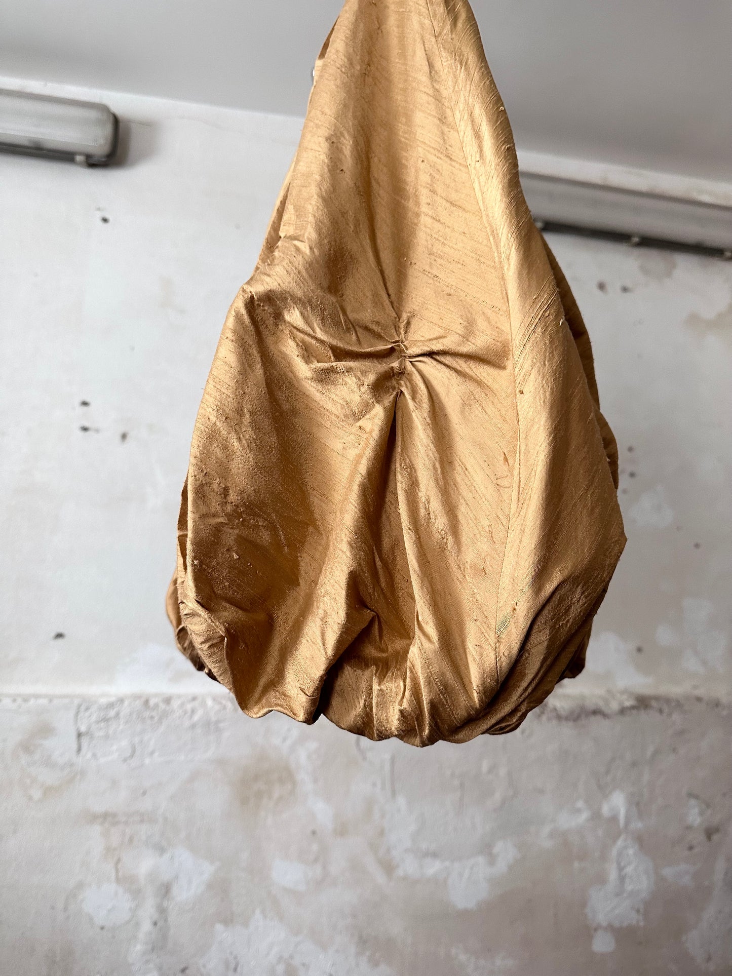 special balloon silk skirt