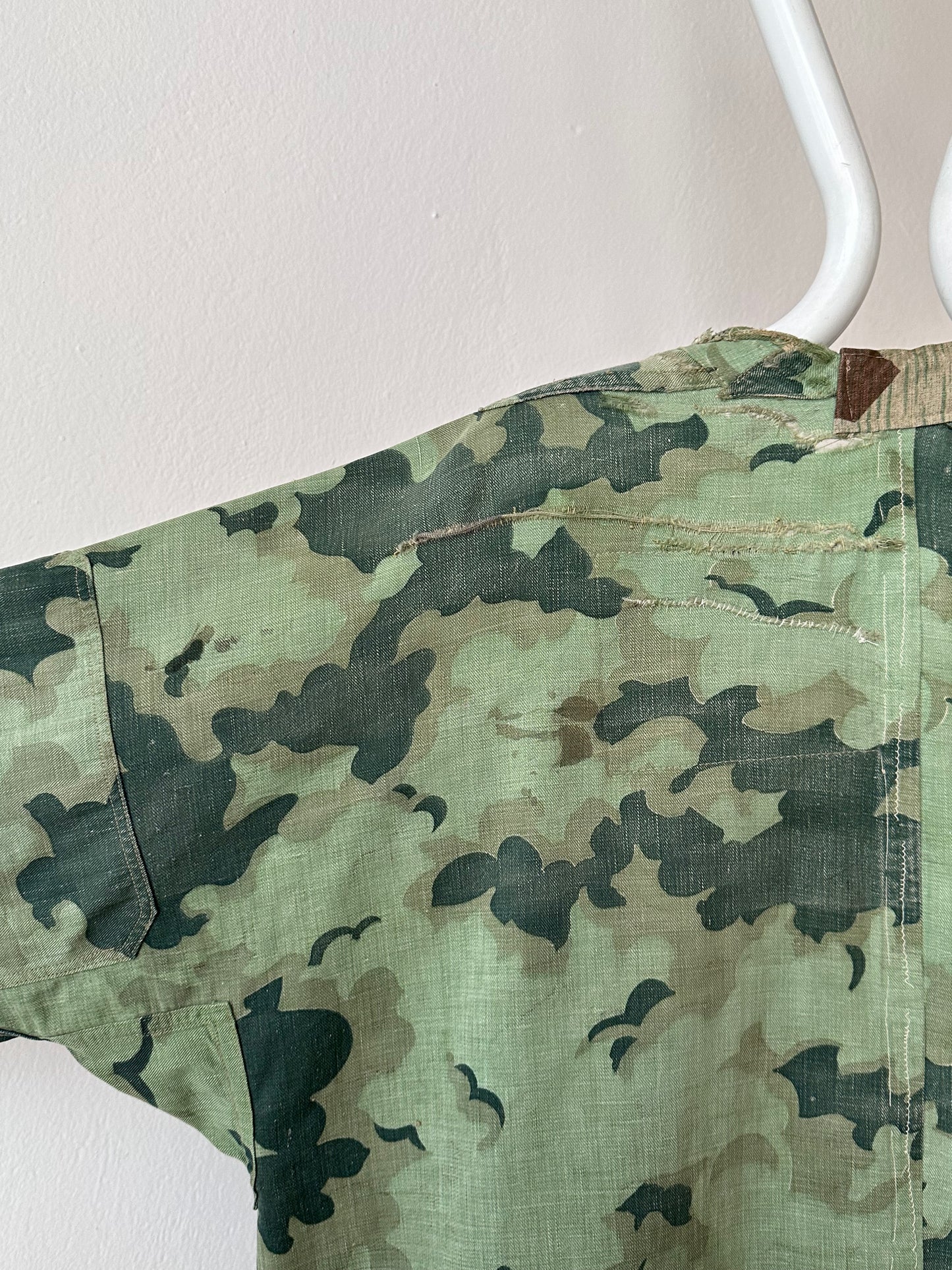 1960's Československá lidová armáda Clouds camouflage reversible jacket 60年代 ヴィンテージ Vintage チェコスロバキア Military ミリタリー ユーロミリタリー Toto 古着屋 プラハ 古着 Praha Prague Vintage store Smock DUBÁKY camouflage ユーロ古着 ヨーロッパ古着 Czech Army チェコスロバキア人民軍 50's 50年代 WW2 戦争 古着卸 