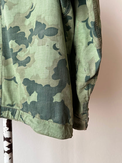 1960's Československá lidová armáda Clouds camouflage reversible jacket 60年代 ヴィンテージ Vintage チェコスロバキア Military ミリタリー ユーロミリタリー Toto 古着屋 プラハ 古着 Praha Prague Vintage store Smock DUBÁKY camouflage ユーロ古着 ヨーロッパ古着 Czech Army チェコスロバキア人民軍 50's 50年代 WW2 戦争 古着卸 