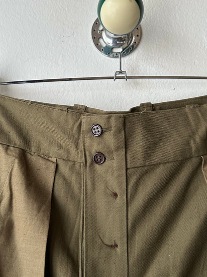 Deadstock French Army M-47 trousers フレンチミリタリー 軍物 1950s 50年代 前期タイプ Toto Praha Vintage clothing shop Antique shop 古着屋 プラハ Showroom appointment Prague ユーロ古着 ヨーロッパ古着 古着卸 ヴィンテージ