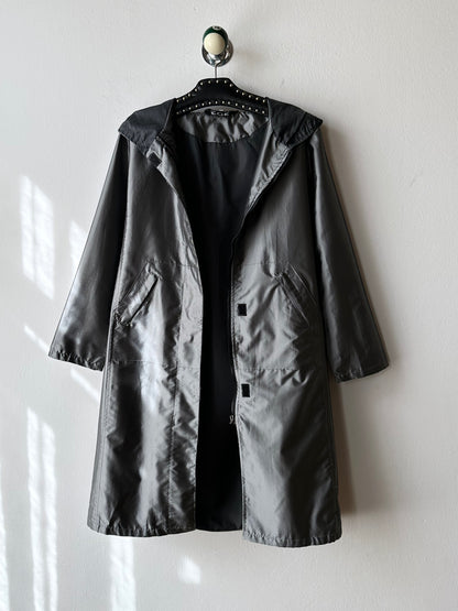 Metalic coat with back pocket