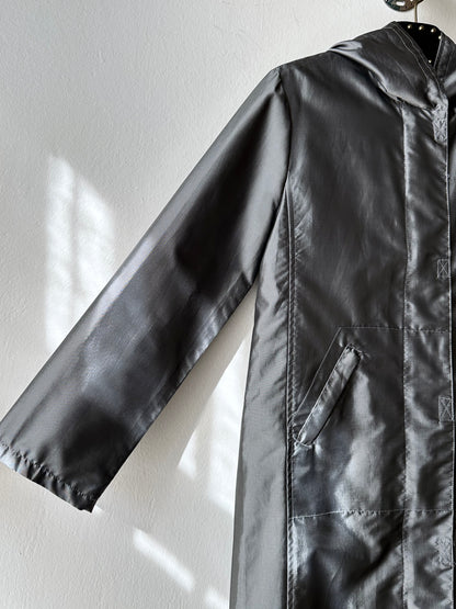 Metalic coat with back pocket