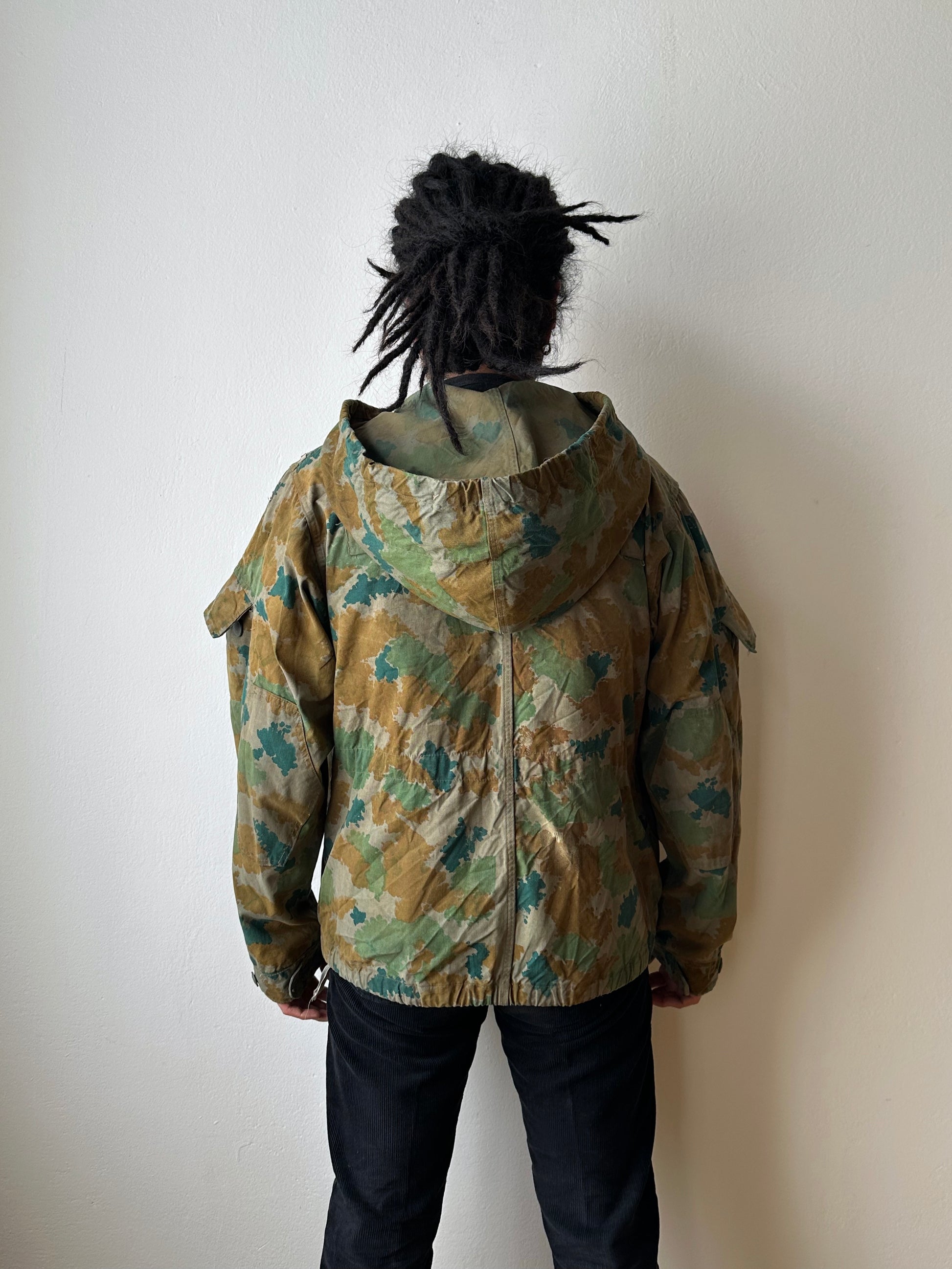 1960s East German NVA Blumentarn Camo Sniper Jacket 60年代 東ドイツ軍 人民軍 Cold war 冷戦 Toto Praha Vintage clothing shop Antique shop 古着屋 プラハ Showroom appointment Prague ユーロ古着 ヨーロッパ古着 古着卸 ヴィンテージ military ミリタリー ユーロミリタリー  レア Rare 花柄