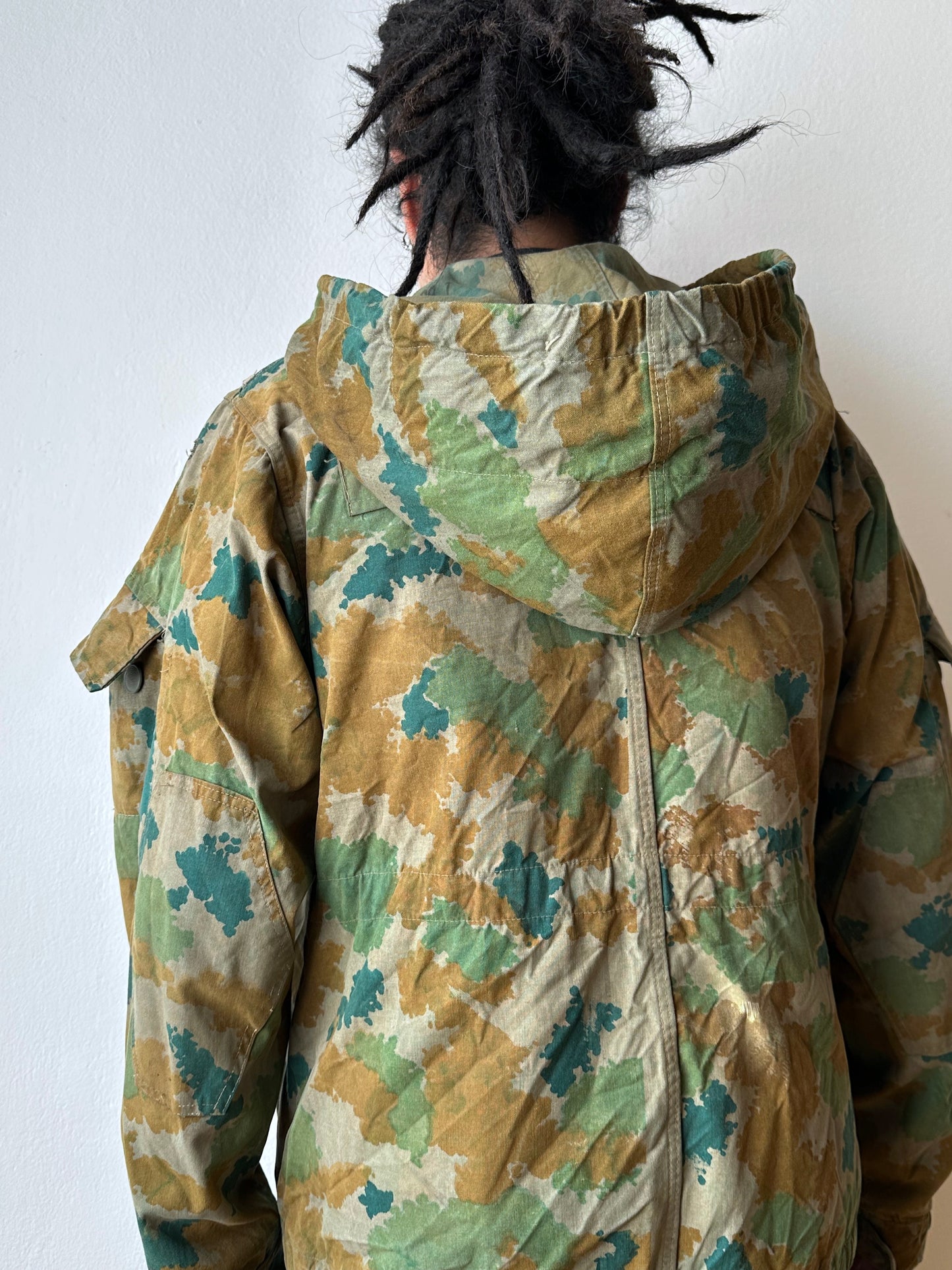 1960s East German NVA Blumentarn Camo Sniper Jacket 60年代 東ドイツ軍 人民軍 Cold war 冷戦 Toto Praha Vintage clothing shop Antique shop 古着屋 プラハ Showroom appointment Prague ユーロ古着 ヨーロッパ古着 古着卸 ヴィンテージ military ミリタリー ユーロミリタリー  レア Rare 花柄