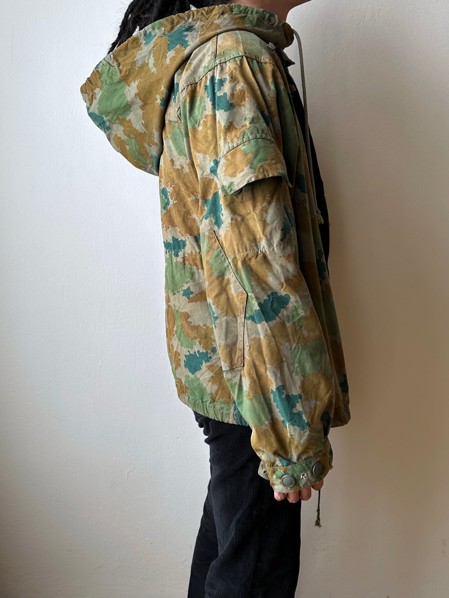 1960s East German NVA Blumentarn Camo Sniper Jacket 60年代 東ドイツ軍 人民軍 Cold war 冷戦 Toto Praha Vintage clothing shop Antique shop 古着屋 プラハ Showroom appointment Prague ユーロ古着 ヨーロッパ古着 古着卸 ヴィンテージ military ミリタリー ユーロミリタリー  レア Rare 花柄