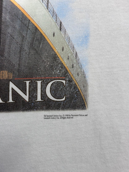 1998 TITANIC 90's 90年代 Movie T-shirt Vintage Tee Tシャツ 映画 ムービー シングルステッチ Toto Praha Vintage clothing store Antique shop Prague 古着屋 アンティークショップ プラハ ユーロ古着  ヨーロッパ古着 古着卸 
