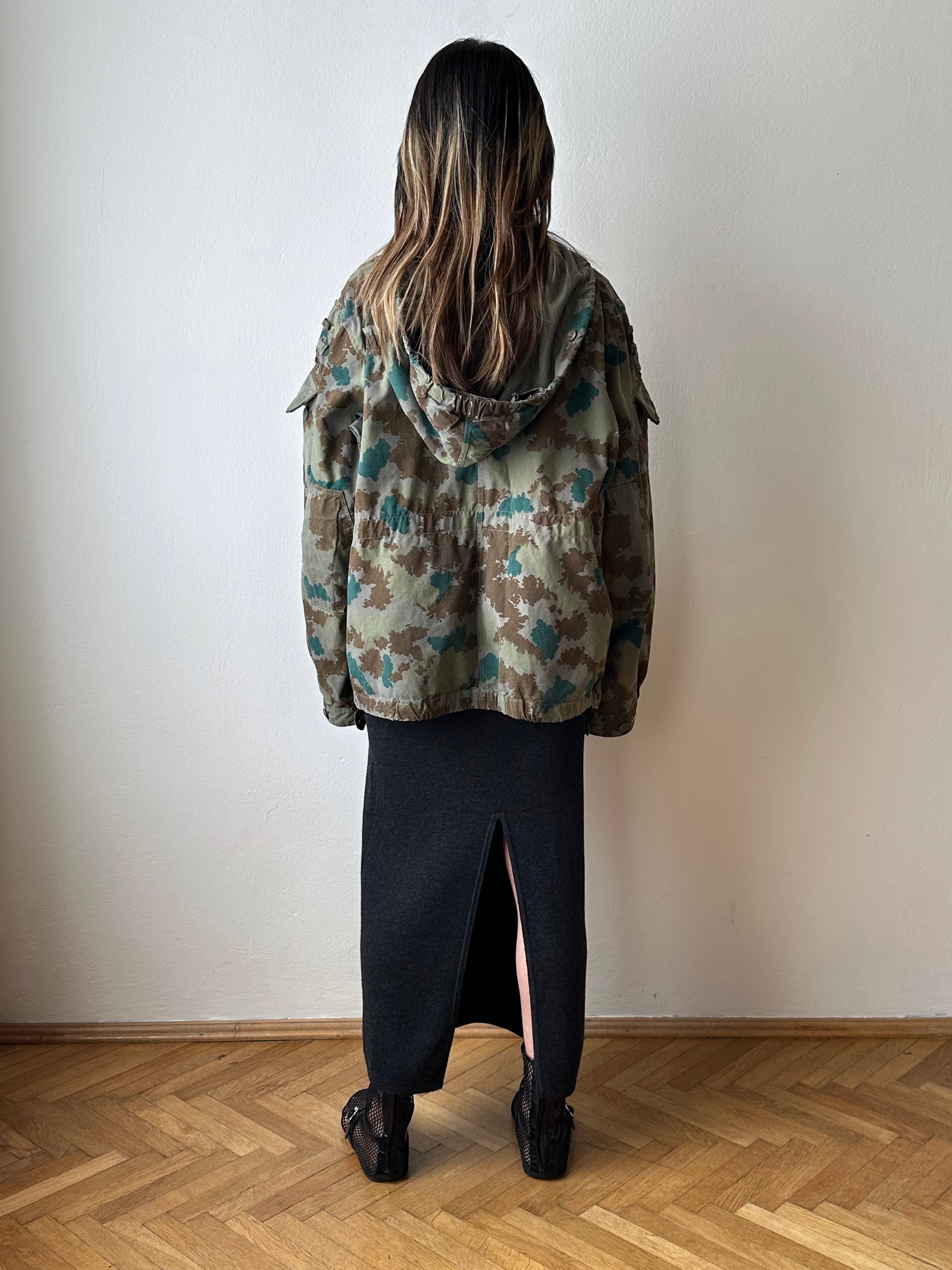 1960s East German NVA Blumentarn Camo Sniper Jacket 60年代 東ドイツ軍 人民軍 Cold war 冷戦 Toto Praha Vintage clothing shop Antique shop 古着屋 プラハ Showroom appointment Prague ユーロ古着 ヨーロッパ古着 古着卸 ヴィンテージ military ミリタリー ユーロミリタリー  レア Rare 花柄