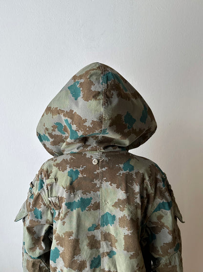 1960s East German NVA Blumentarn Camo Sniper Jacket 60年代 東ドイツ軍 人民軍 Cold war 冷戦 Toto Praha Vintage clothing shop Antique shop 古着屋 プラハ Showroom appointment Prague ユーロ古着 ヨーロッパ古着 古着卸 ヴィンテージ military ミリタリー ユーロミリタリー  レア Rare 花柄