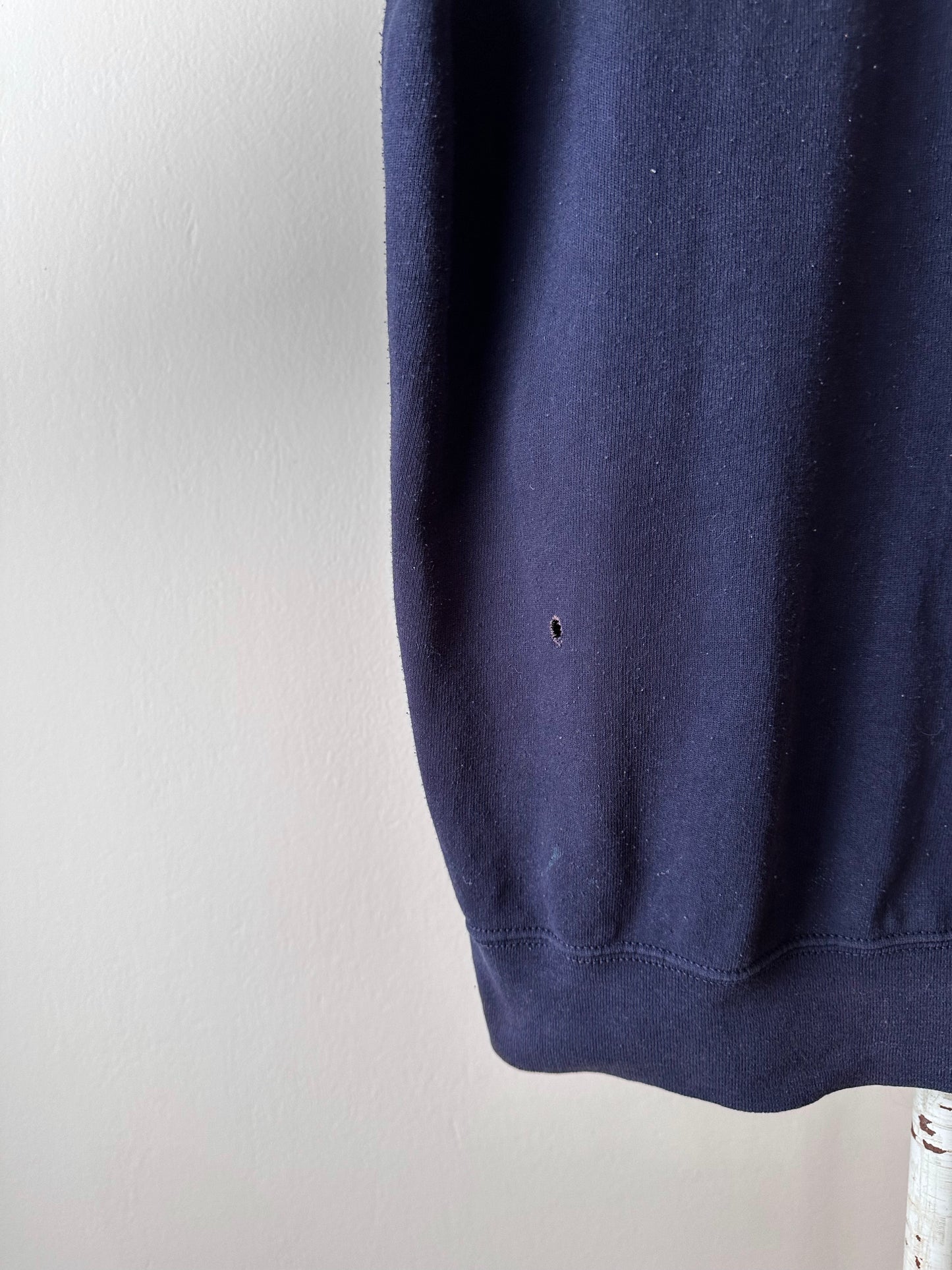 Navy boro sweat shirt - XL