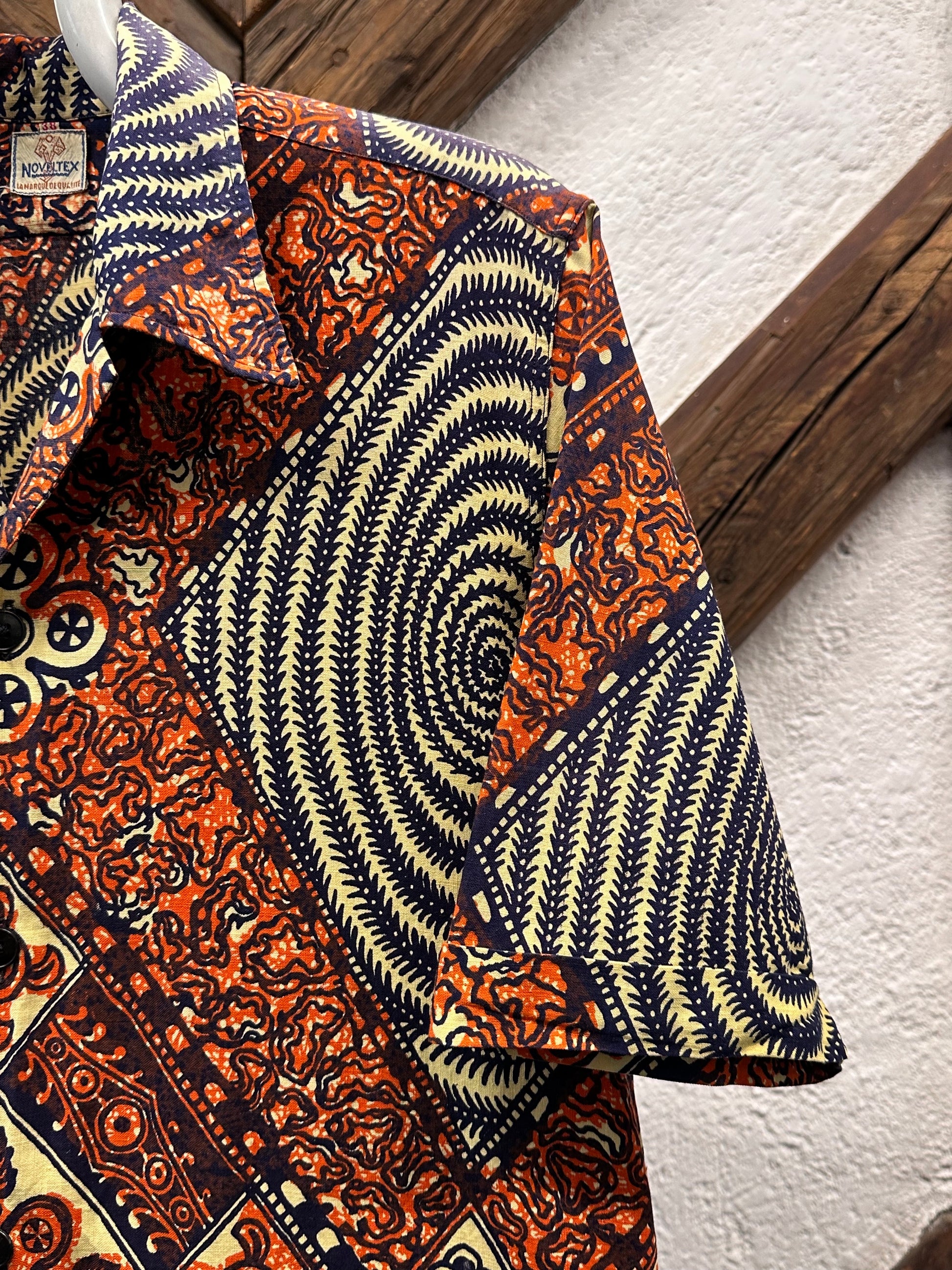 60's Leisure shirt 60年代 レジャー シャツ ヴィンテージ Toto Praha Vintage clothing store Antique shop Prague 古着屋 アンティークショップ プラハ ユーロ古着  ヨーロッパ古着 古着卸 