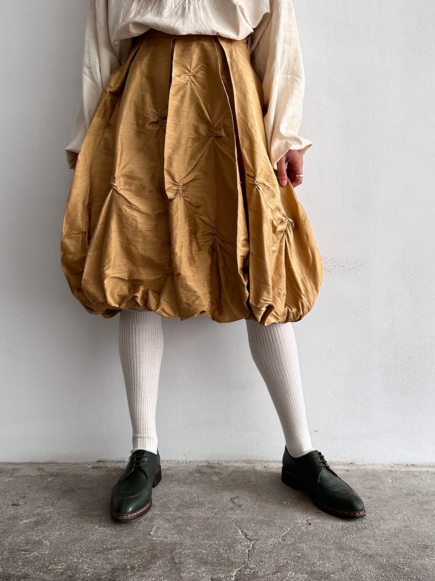 special balloon silk skirt