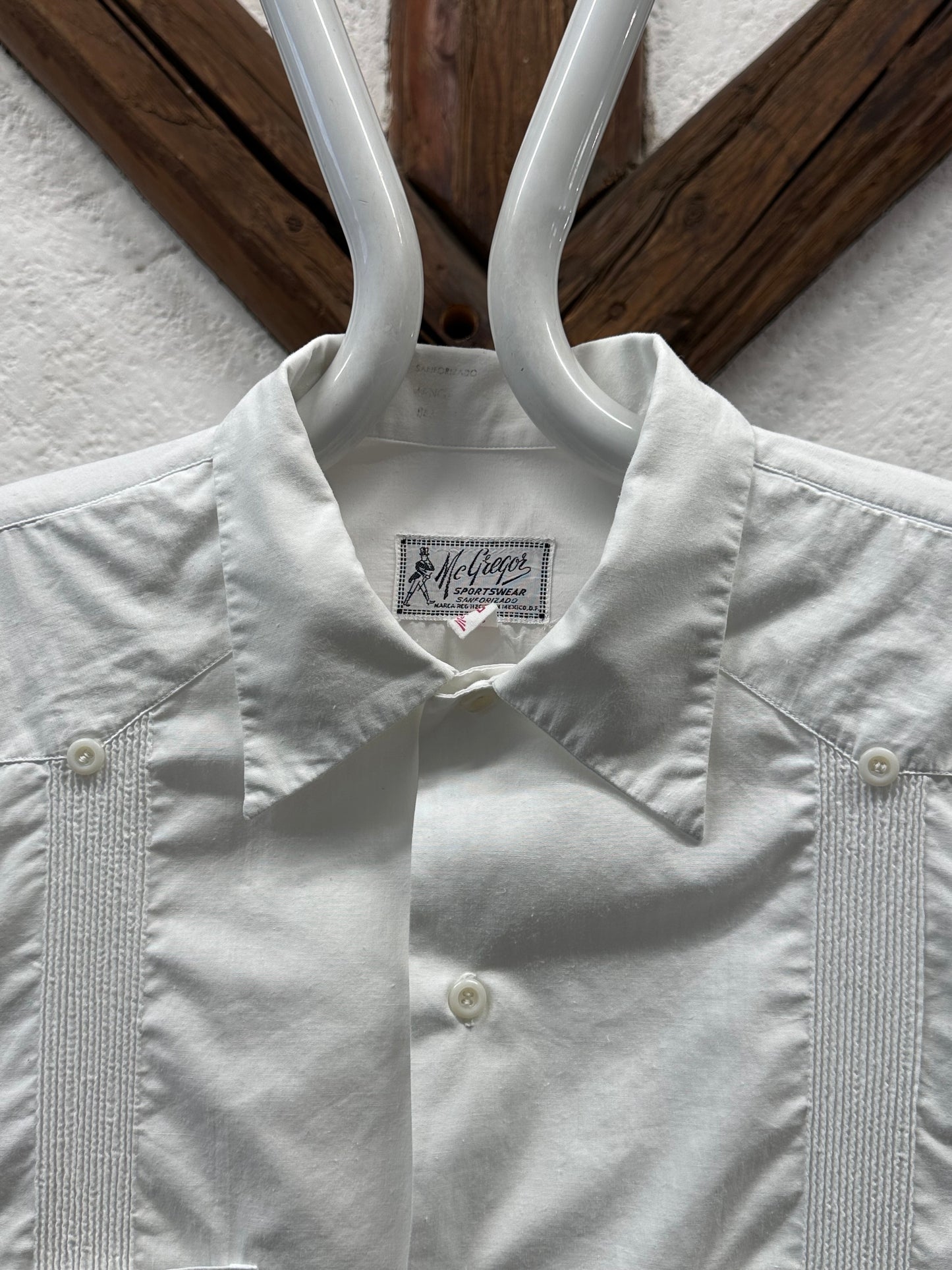 60s Mexican Guayabera Shirt 60年代 キューバシャツ Cuba shirt ヴィンテージ 白シャツ White shirt Toto Praha Vintage clothing store Antique shop Prague 古着屋 アンティークショップ プラハ ユーロ古着  ヨーロッパ古着 古着卸 