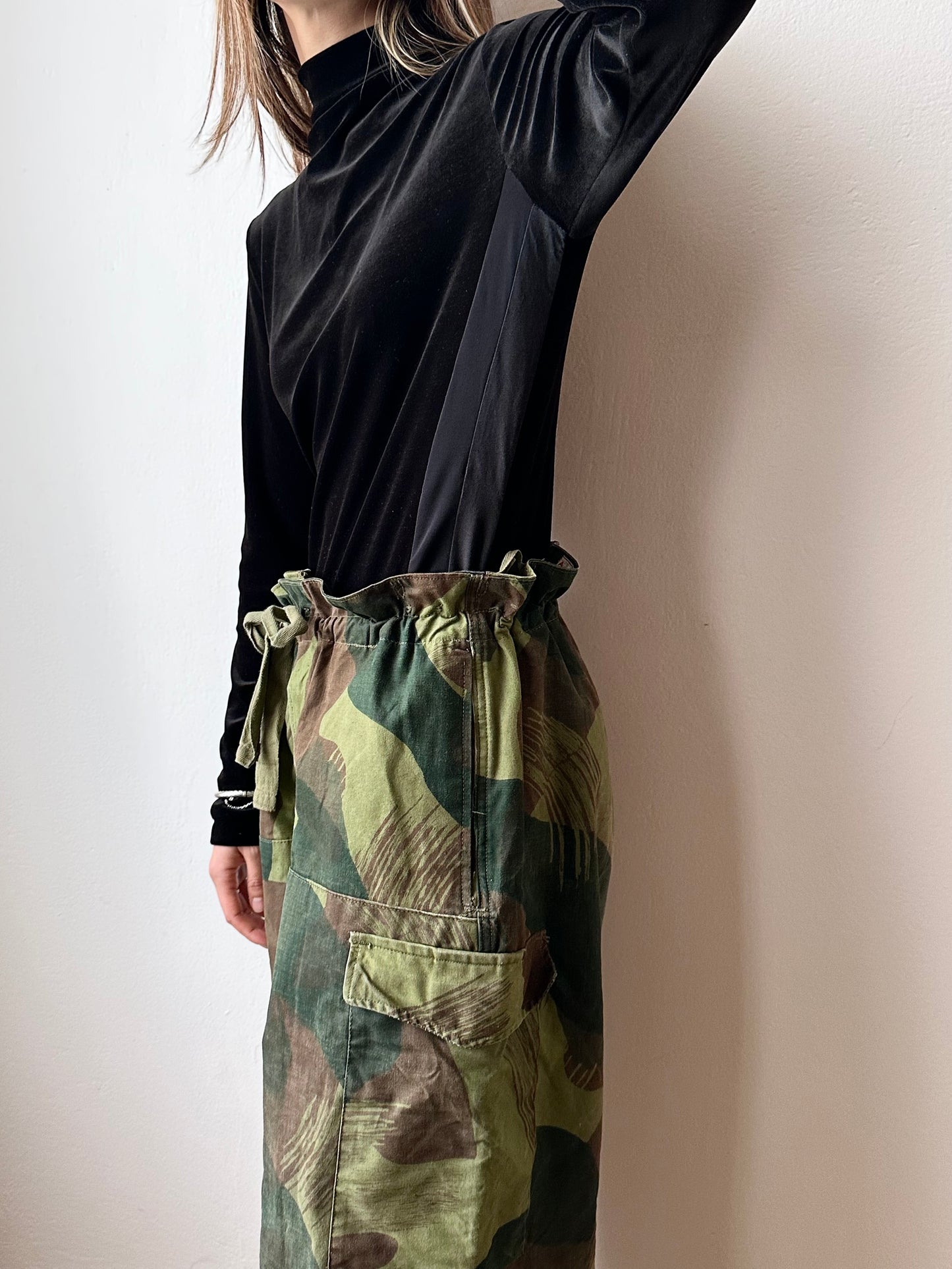 JIL SANDER asymmetric velour turtle top