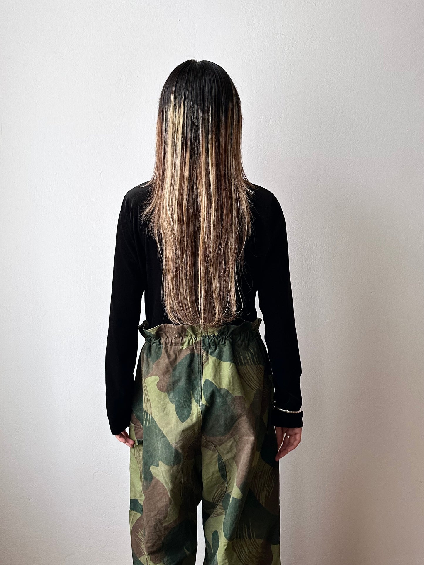 JIL SANDER asymmetric velour turtle top