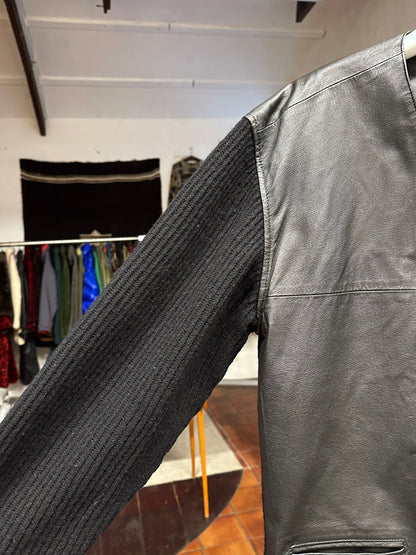 Leather Wool Cardigan レザー ニット 
カーディガン Black 黒 エルボーパッチ Toto Vintage store Vintage clothing Praha Prague プラハ 古着屋 古着 ユーロ古着 ヨーロッパ古着 古着卸 フランス買い付け