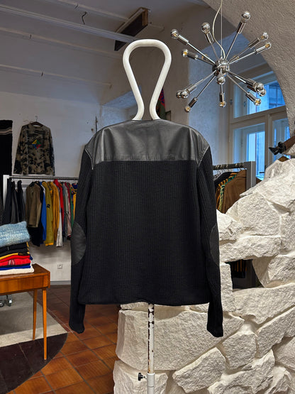 Leather Wool Cardigan レザー ニット 
カーディガン Black 黒 エルボーパッチ Toto Vintage store Vintage clothing Praha Prague プラハ 古着屋 古着 ユーロ古着 ヨーロッパ古着 古着卸 フランス買い付け