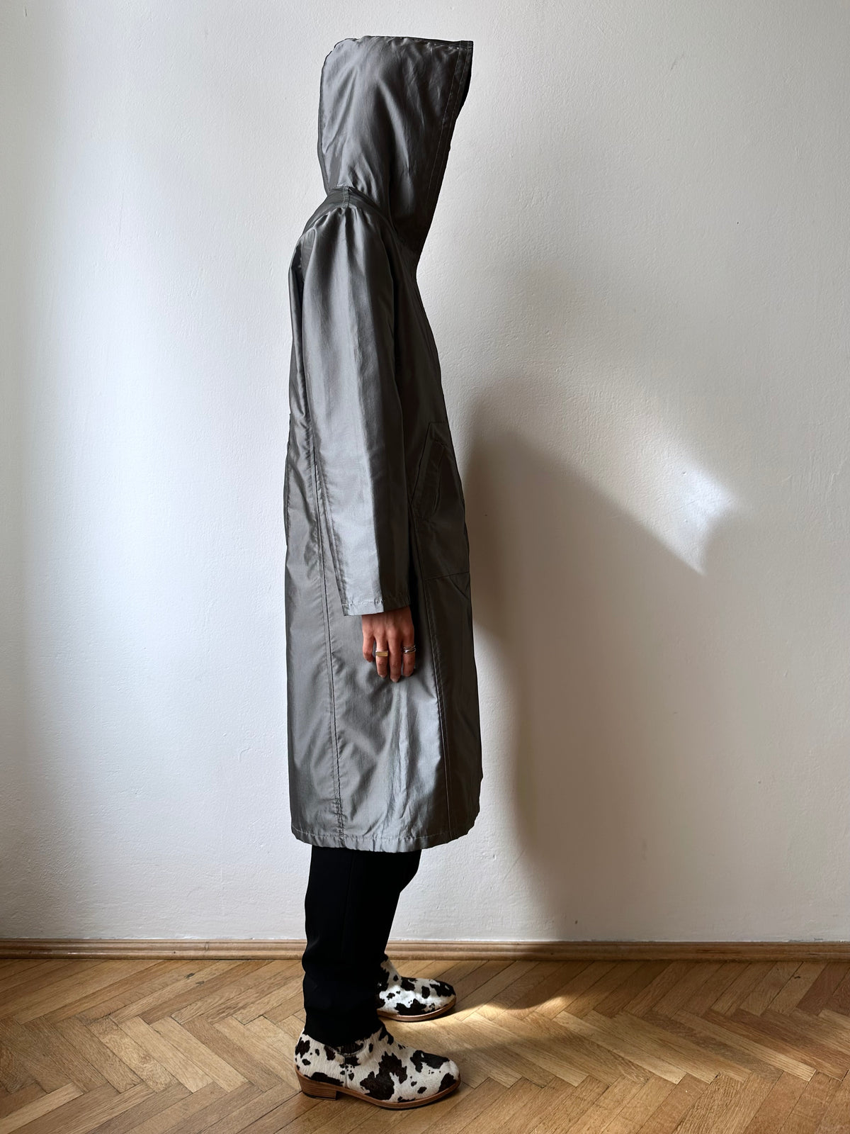Metalic coat with back pocket