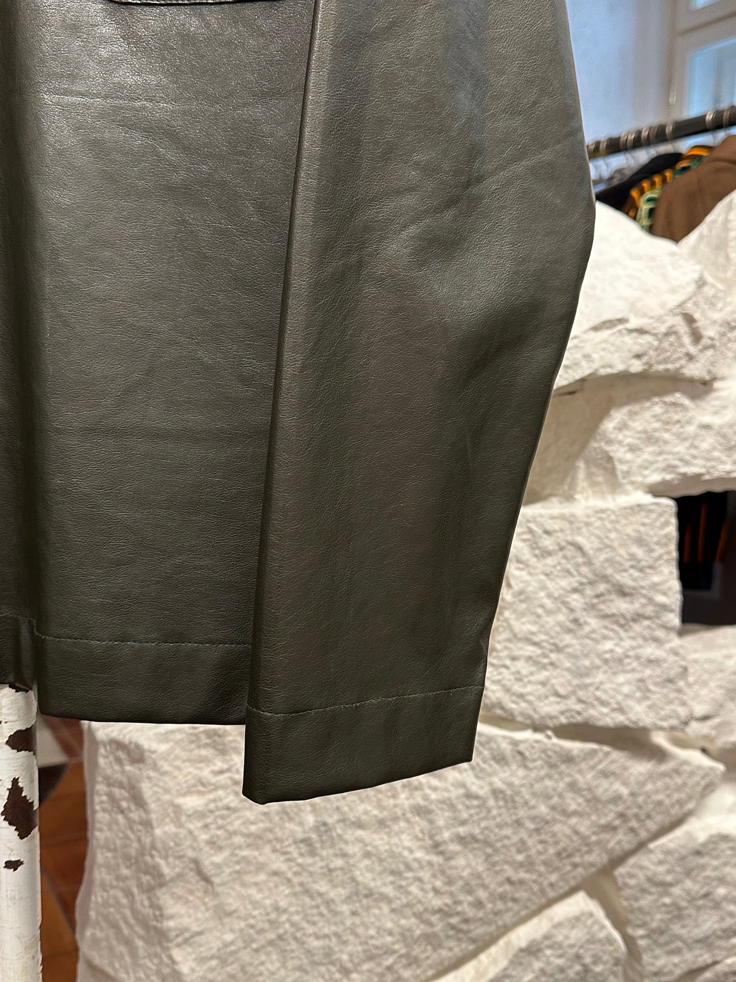 Leather pullover smock レザー スモック プルオーバー Toto Vintage store Vintage clothing Praha Prague プラハ 古着屋 古着 ユーロ古着 ヨーロッパ古着 古着卸 フランス買い付け