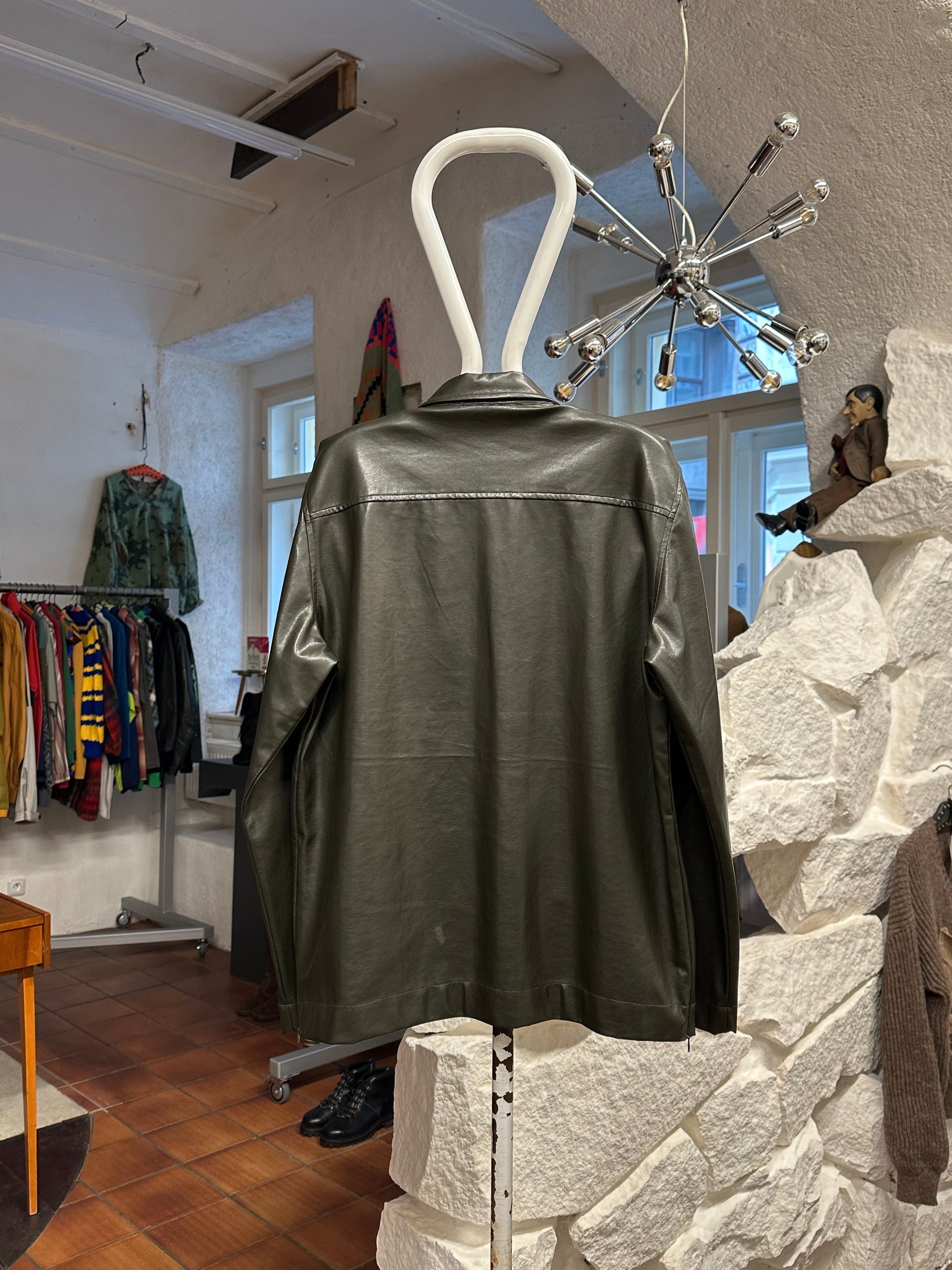 Leather pullover smock レザー スモック プルオーバー Toto Vintage store Vintage clothing Praha Prague プラハ 古着屋 古着 ユーロ古着 ヨーロッパ古着 古着卸 フランス買い付け