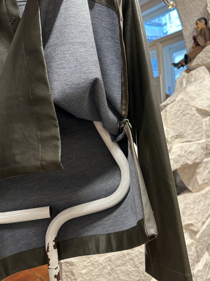 Leather pullover smock レザー スモック プルオーバー Toto Vintage store Vintage clothing Praha Prague プラハ 古着屋 古着 ユーロ古着 ヨーロッパ古着 古着卸 フランス買い付け