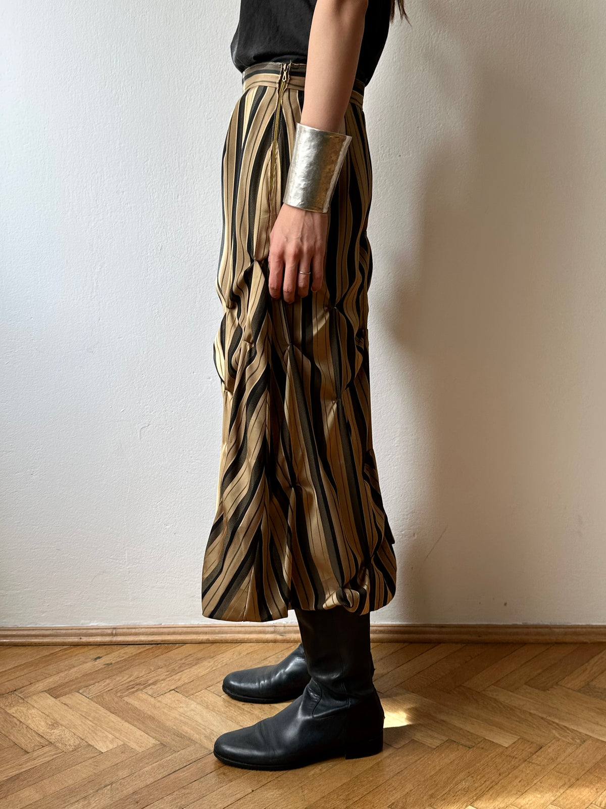 Handmade striped skirt W28