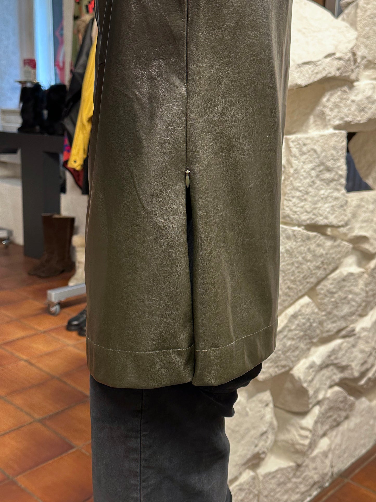 Leather pullover smock レザー スモック プルオーバー Toto Vintage store Vintage clothing Praha Prague プラハ 古着屋 古着 ユーロ古着 ヨーロッパ古着 古着卸 フランス買い付け