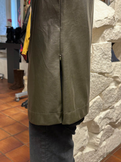 Leather pullover smock レザー スモック プルオーバー Toto Vintage store Vintage clothing Praha Prague プラハ 古着屋 古着 ユーロ古着 ヨーロッパ古着 古着卸 フランス買い付け