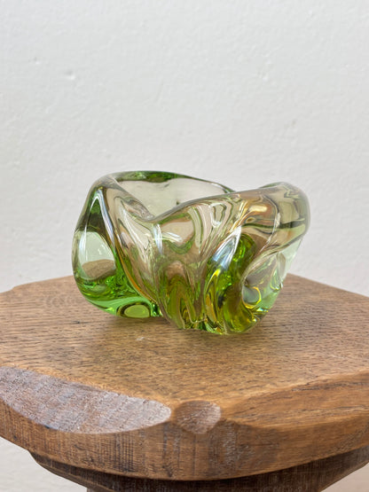 Czechoslovakia bohemia glass Mid century mid-century 60s 70s 1960s 1970s era Czech Praha Prague ash tray bowl sklo vintage antique shop store vintage clothing プラハ 古着 ヴィンテージショップ アンティークストア TOTO