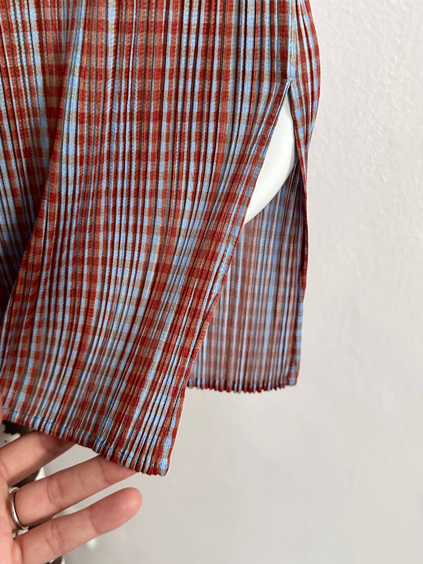 1997' PLEATS PLEASE Issey Miyake