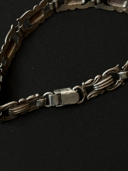 German 835 Art Nouveau