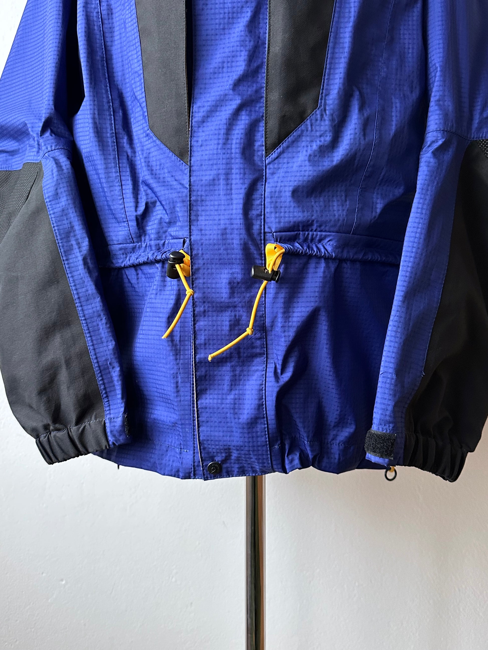 1990's Berghaus Extrem gore-tex jacket バーグハウス 90年代 Vintage Outdoor UK Made in GT.Btitain ゴアテックス Toto Praha Vintage clothing store Antique shop イギリス古着 古着屋 プラハ 