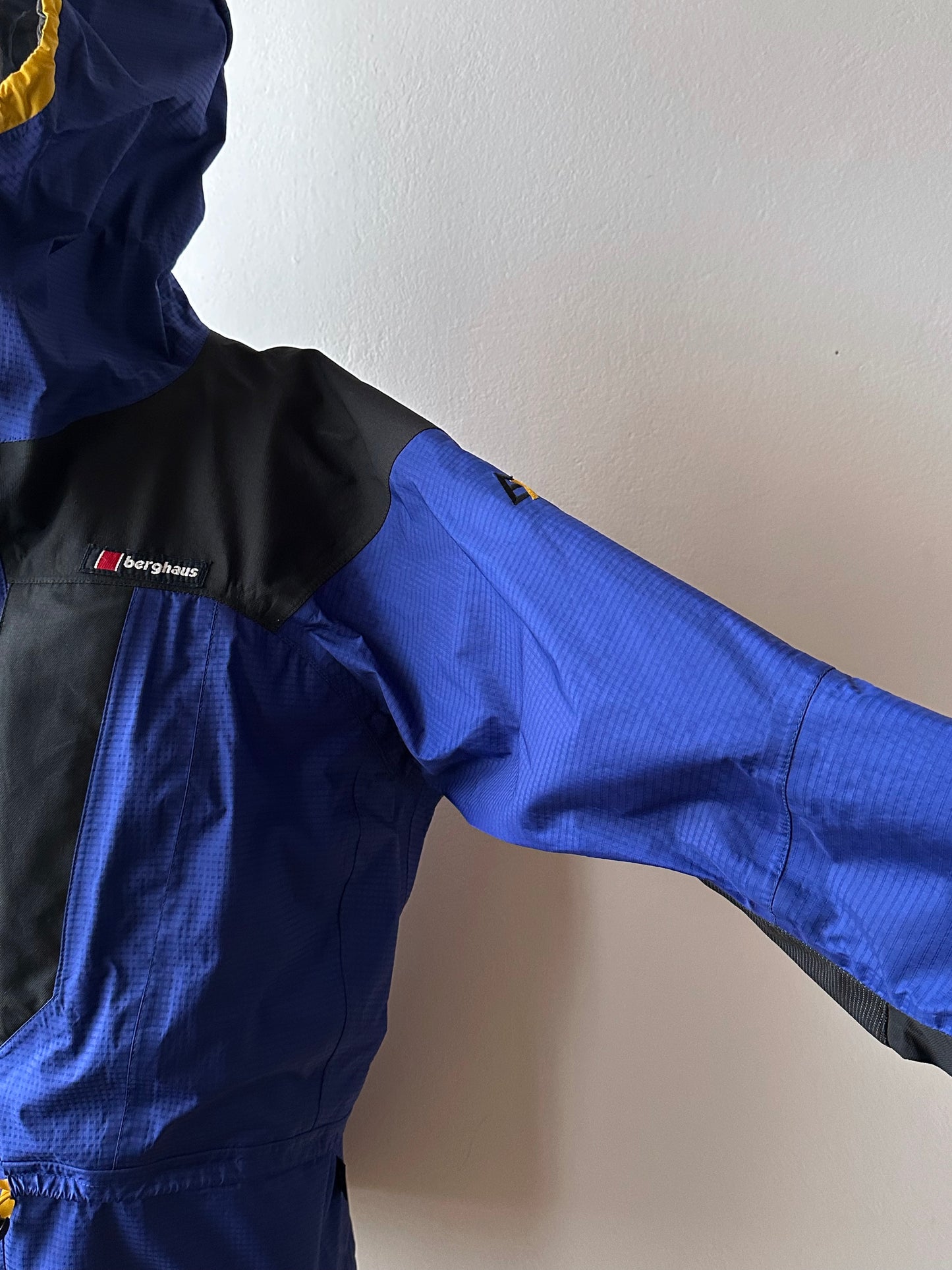 1990s Berghaus Extrem gore-tex jacket