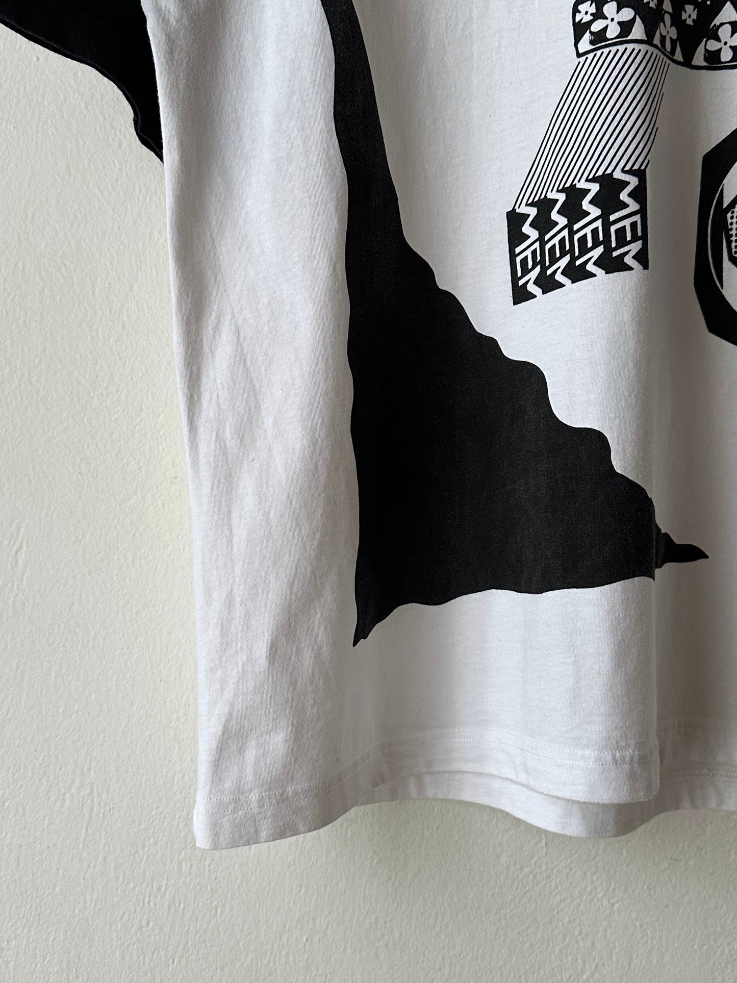 90s Unknown art tee - L